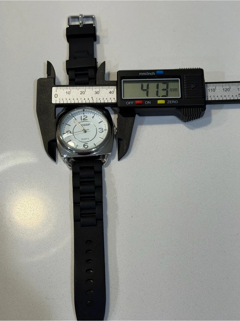 Gossip Quartz Watch 41mm White Dial Black Silicone Strap